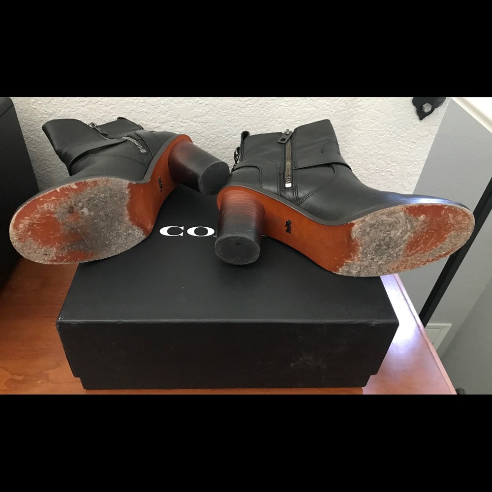 Coach Boots - Picture 8 of 8